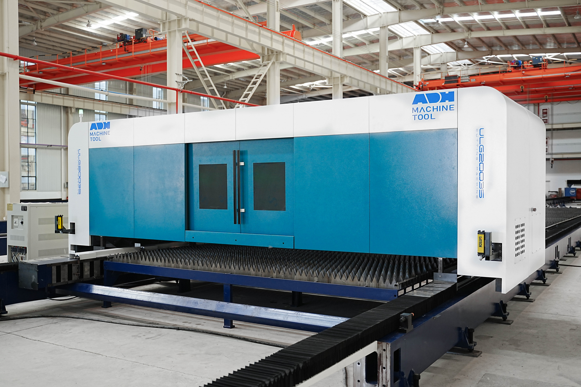 Портальный лазерный станок ADH ULG(B) 12-40 кВт  изображение